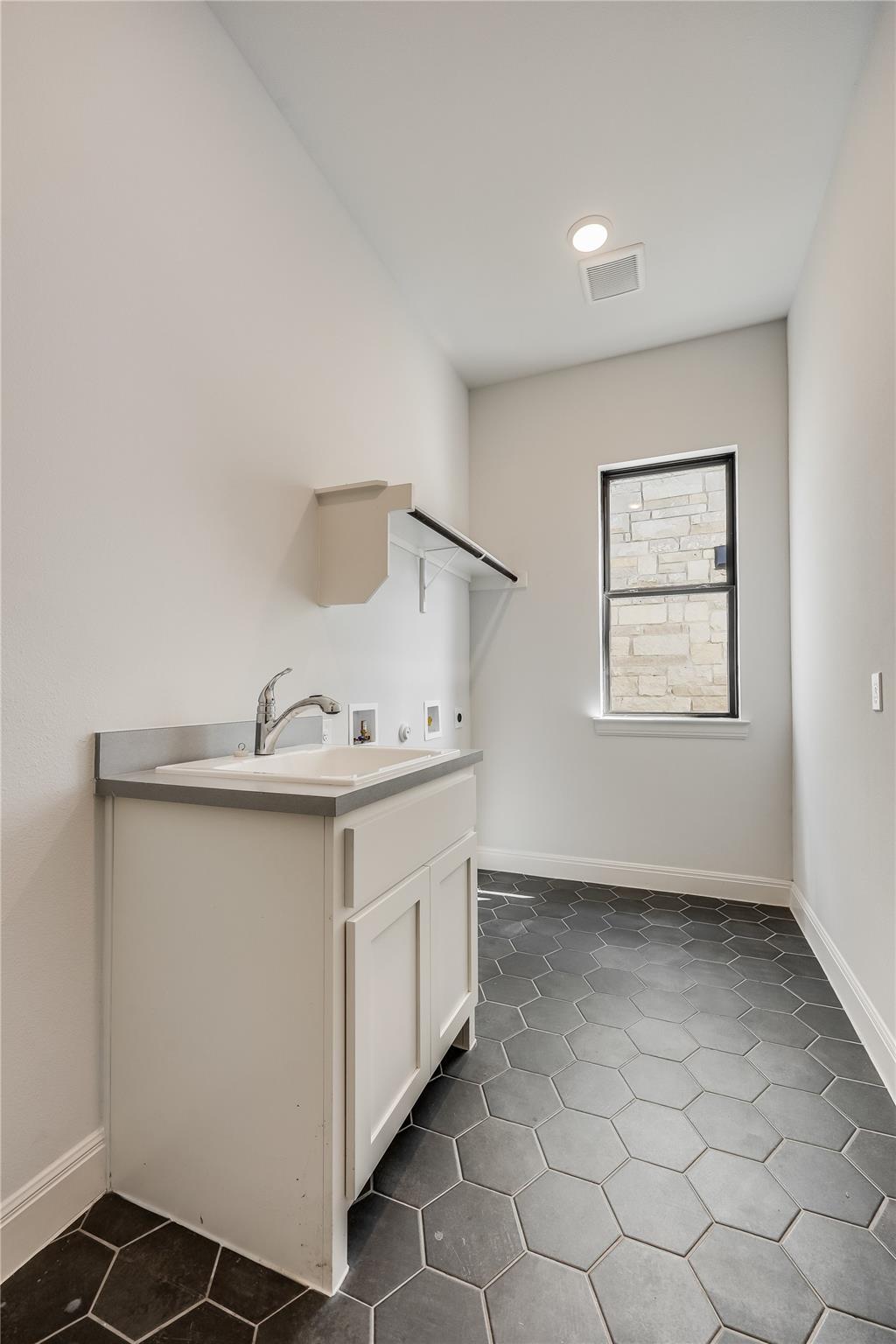 6833 Destination Way Property Photo 19