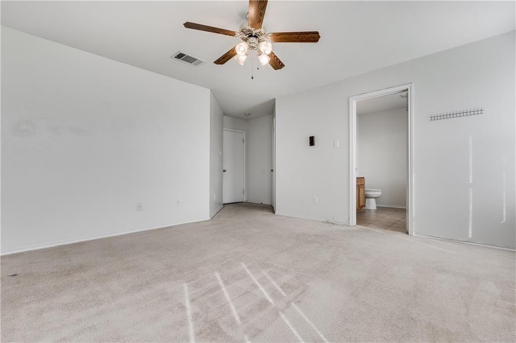 602 Golden Gate Dr Property Photo 14