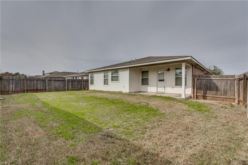 602 Golden Gate Dr Property Photo 22