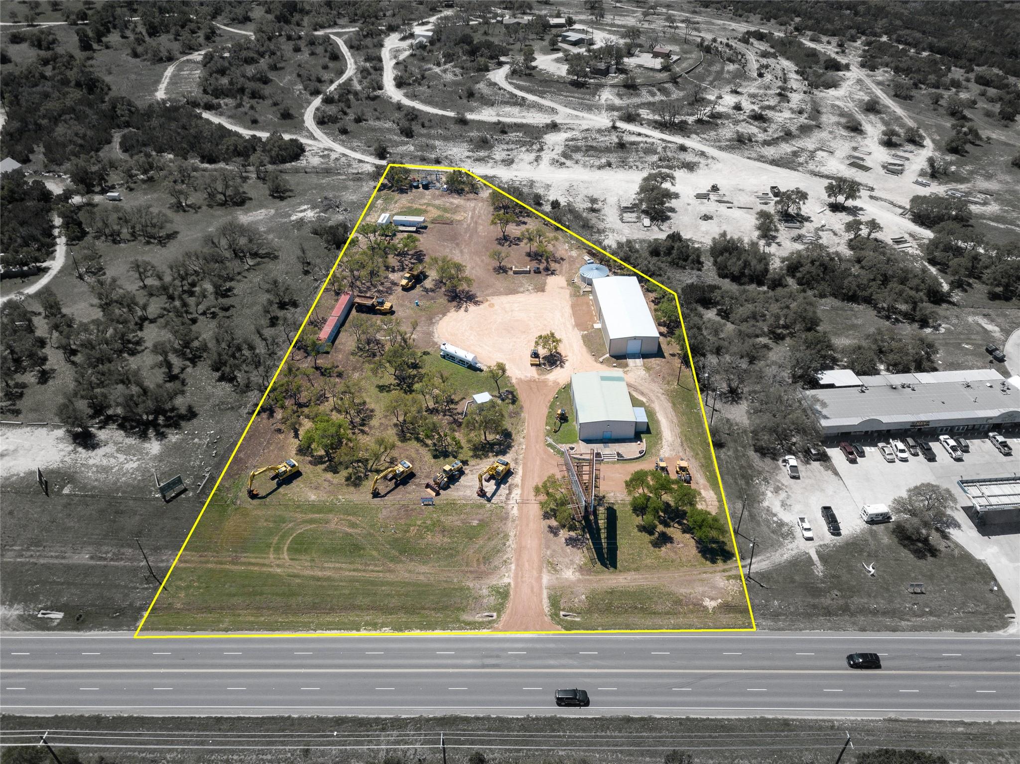 7748 E Us Highway 290 None Property Photo 1