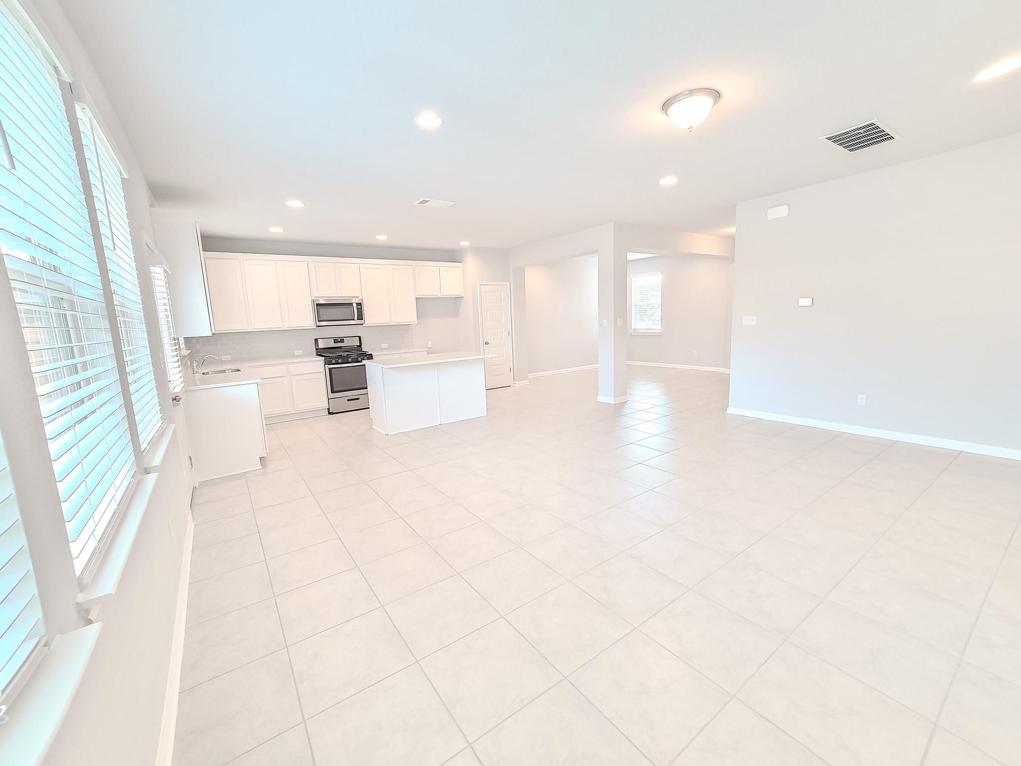 2604 Pecan Island Dr Property Photo 8