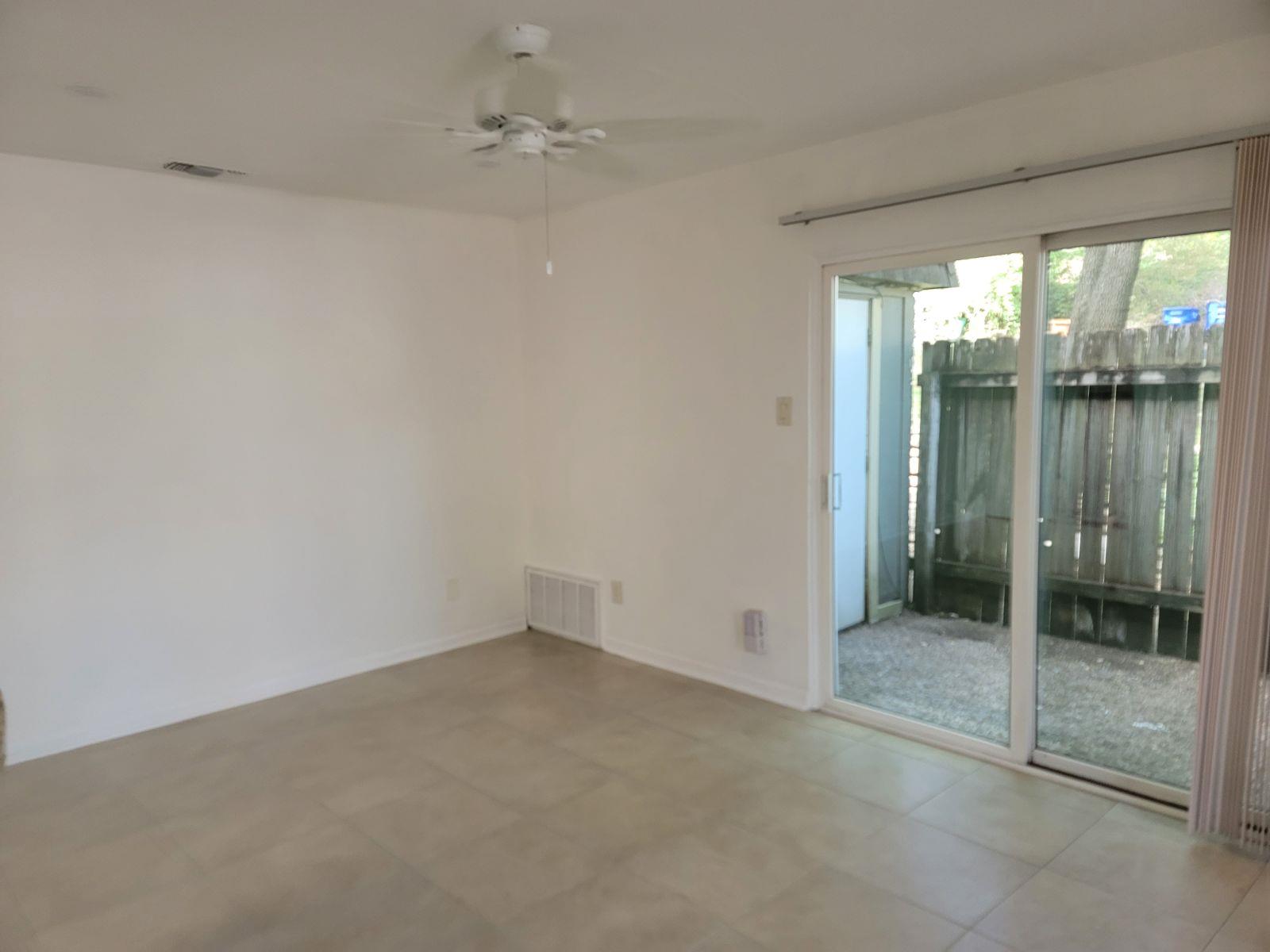 2308 Barton Village Cir #102 Property Photo 6