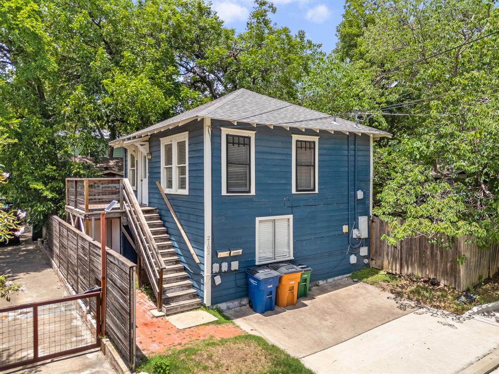 2102 Brackenridge St #b Property Photo 6