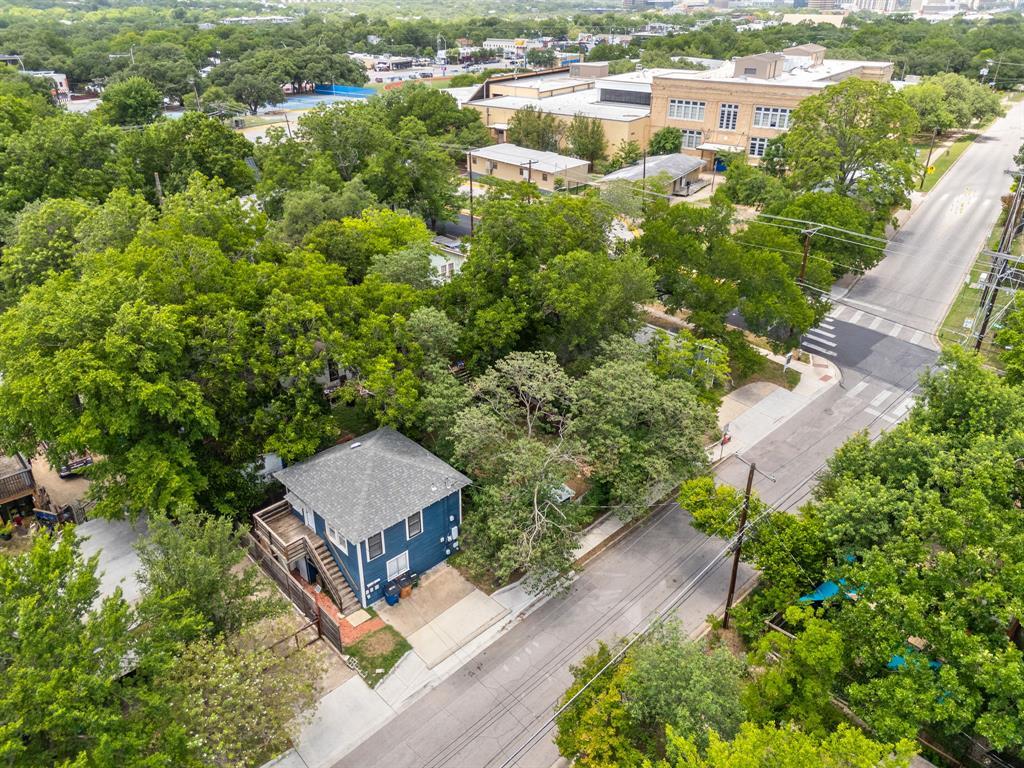 2102 Brackenridge St #b Property Photo 9