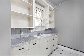 2102 Brackenridge St #b Property Photo 13