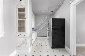 2102 Brackenridge St #b Property Photo 16