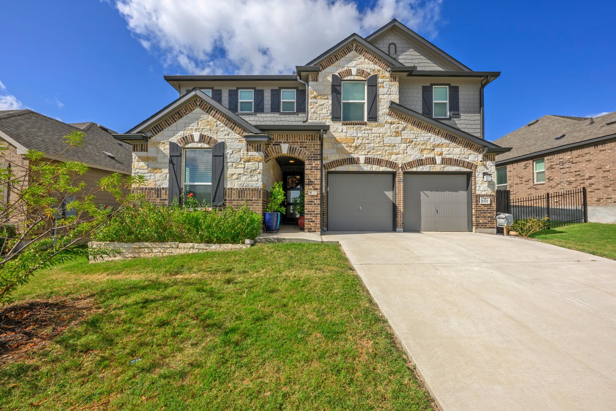 7207 Wink Way Property Photo 1