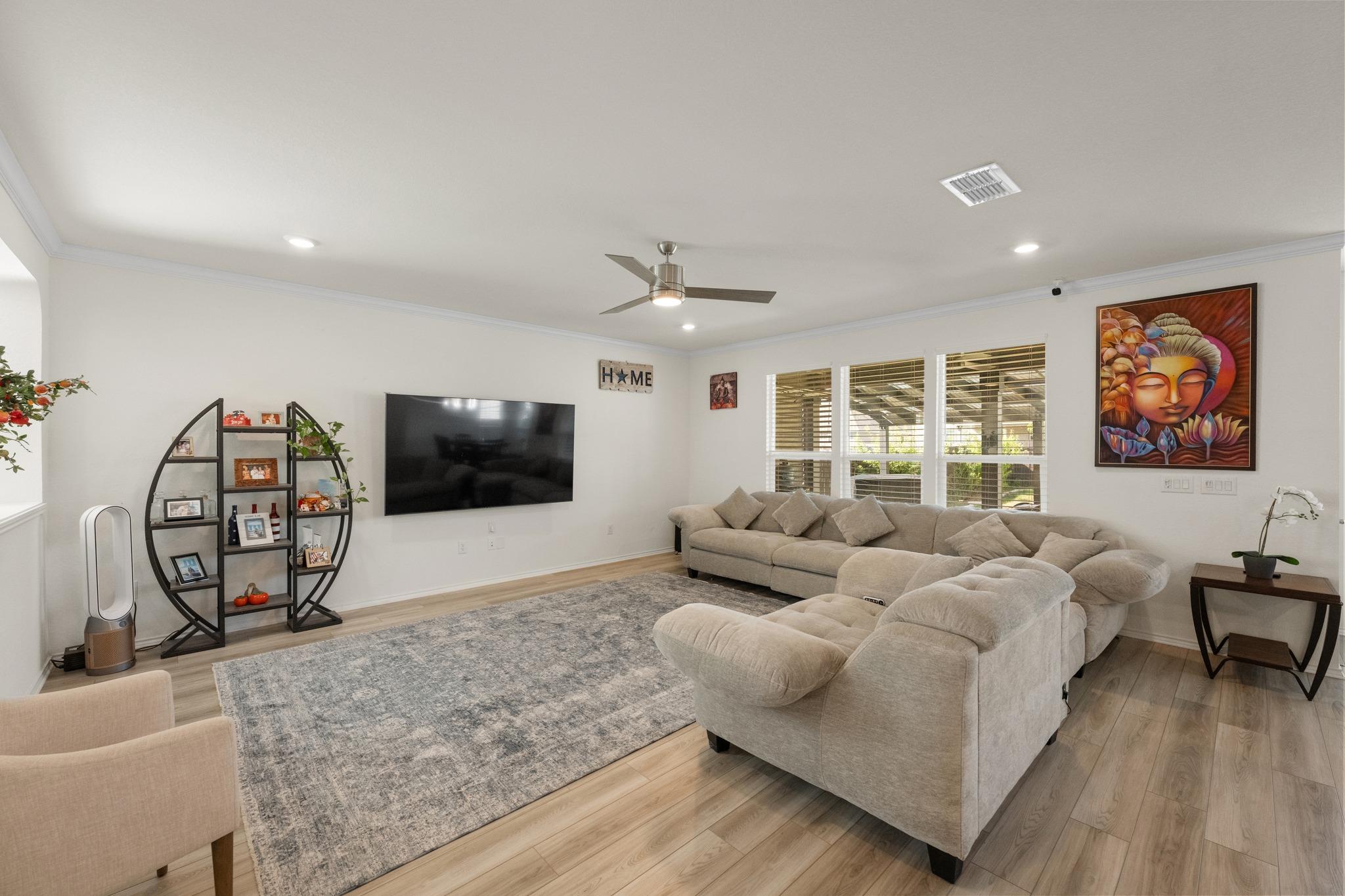 7207 Wink Way Property Photo 4
