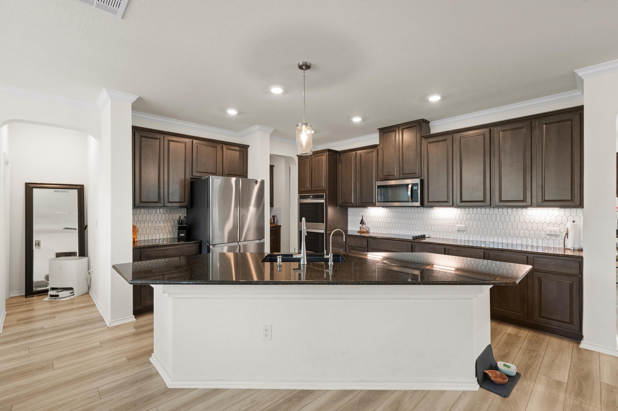 7207 Wink Way Property Photo 8