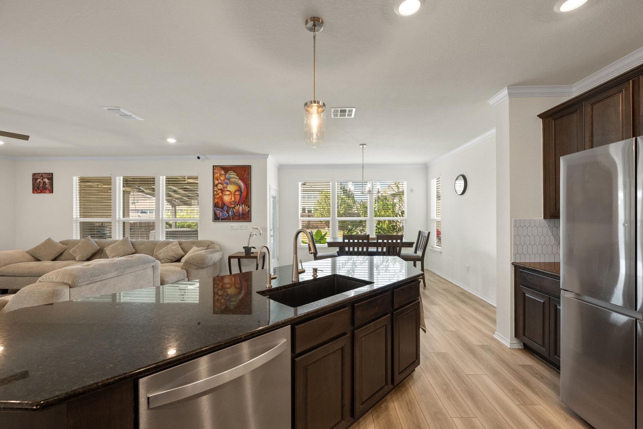 7207 Wink Way Property Photo 9