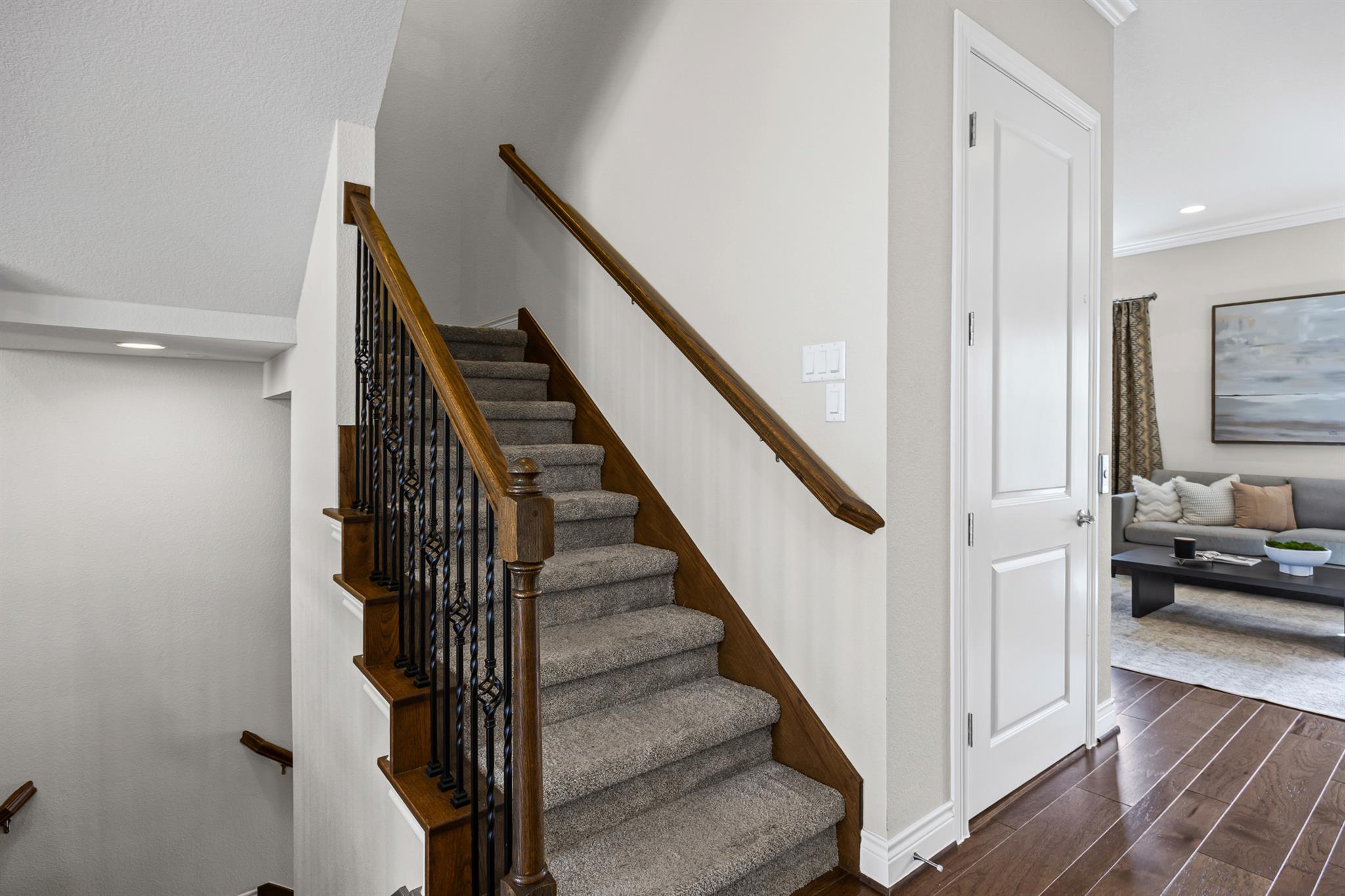 1112 Highknoll Ln Property Photo 16