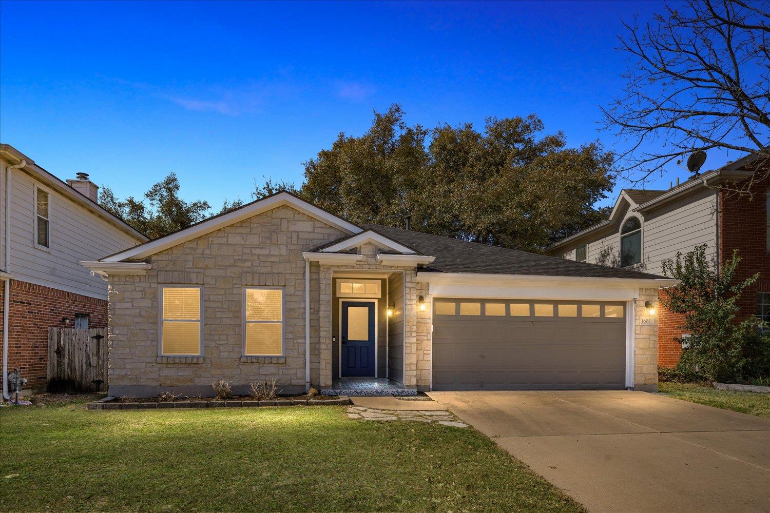 1605 Shady Creek Trl Property Photo