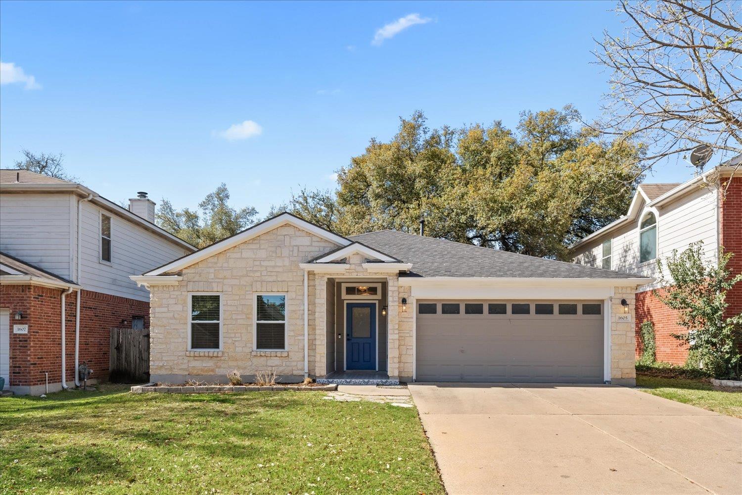 1605 Shady Creek Trl Property Photo 3