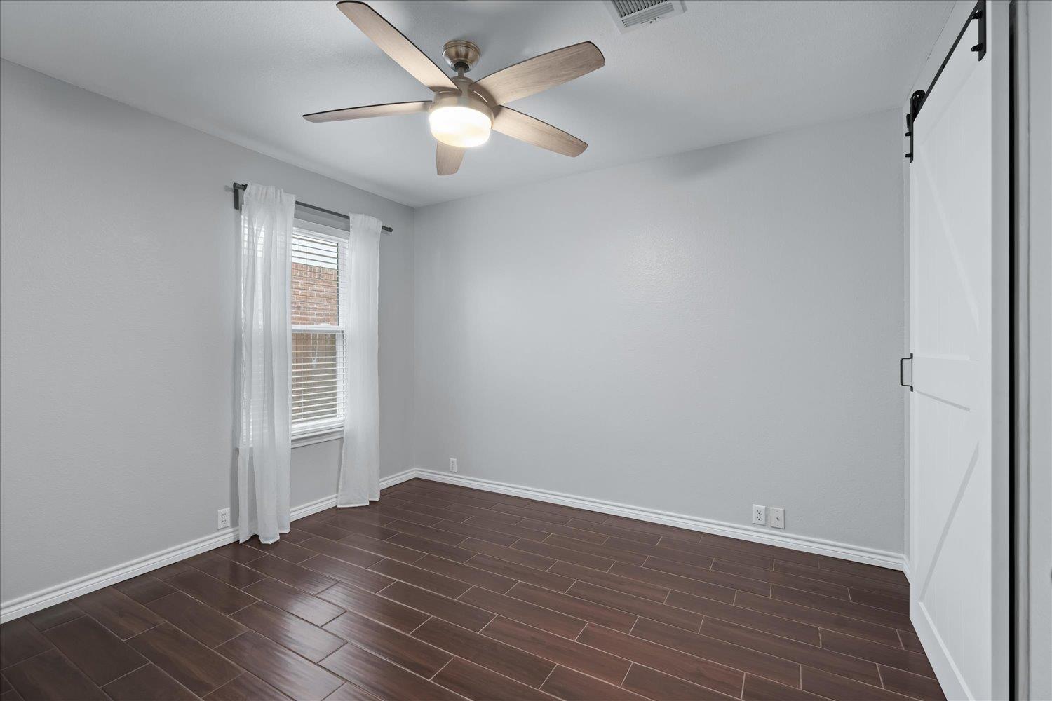 1605 Shady Creek Trl Property Photo 26