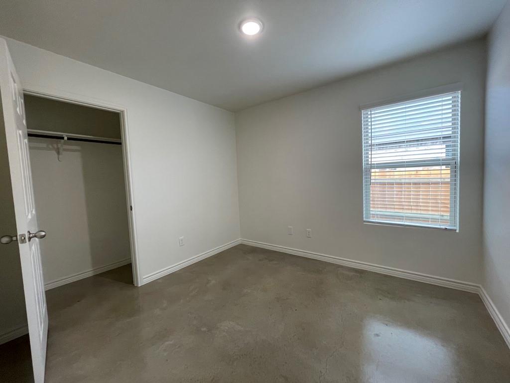 2317 Zanoletti Ct #b Property Photo 16
