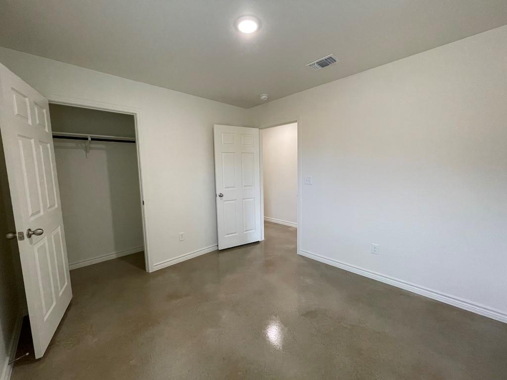 2317 Zanoletti Ct #b Property Photo 25