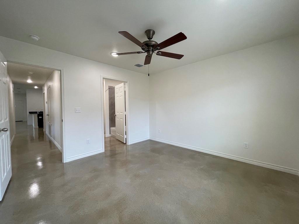 2317 Zanoletti Ct #b Property Photo 28