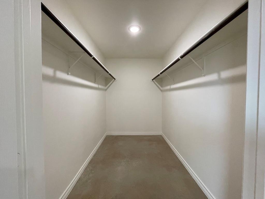 2317 Zanoletti Ct #b Property Photo 30