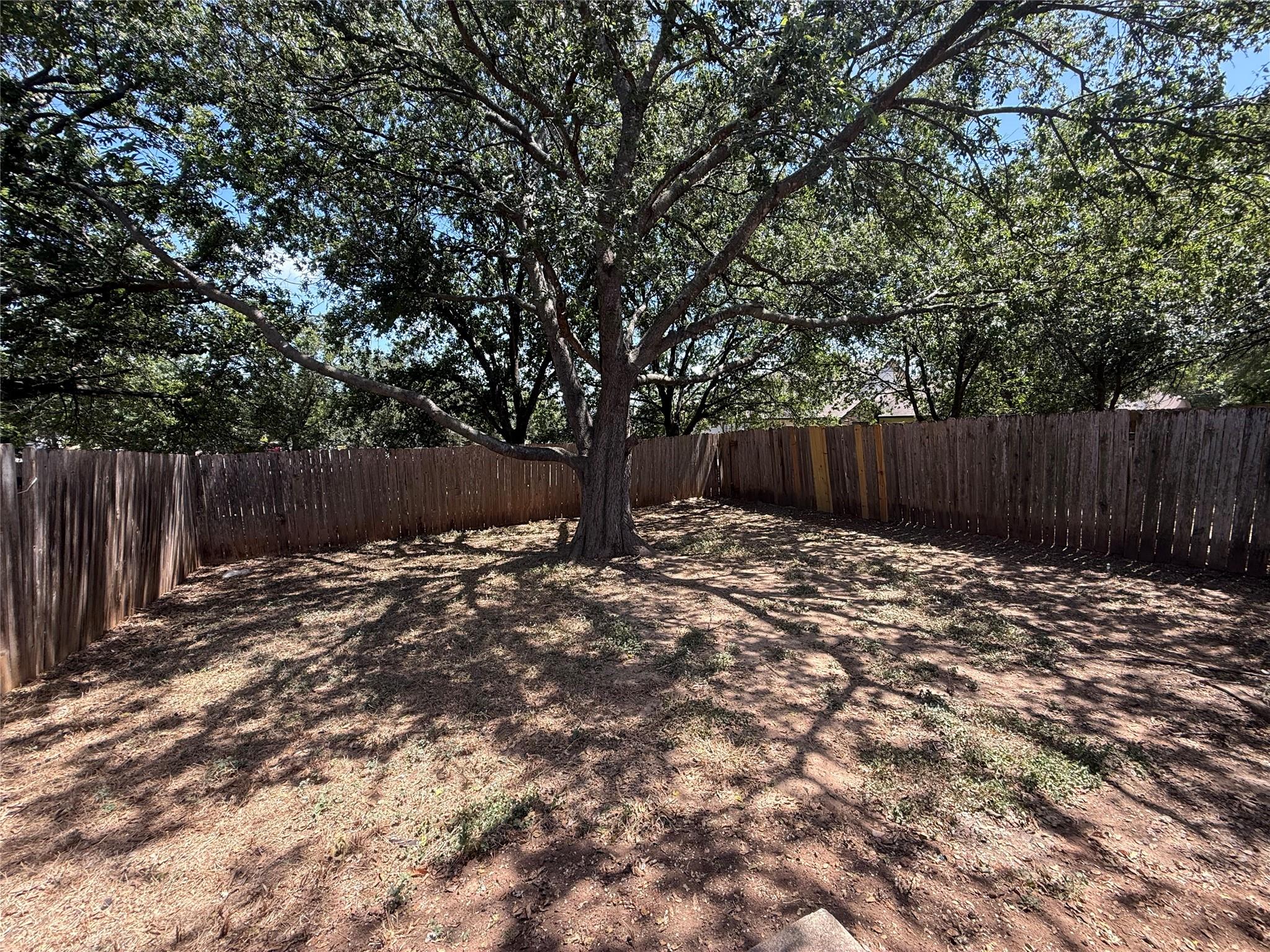 9313 Kempler Dr #b Property Photo 9
