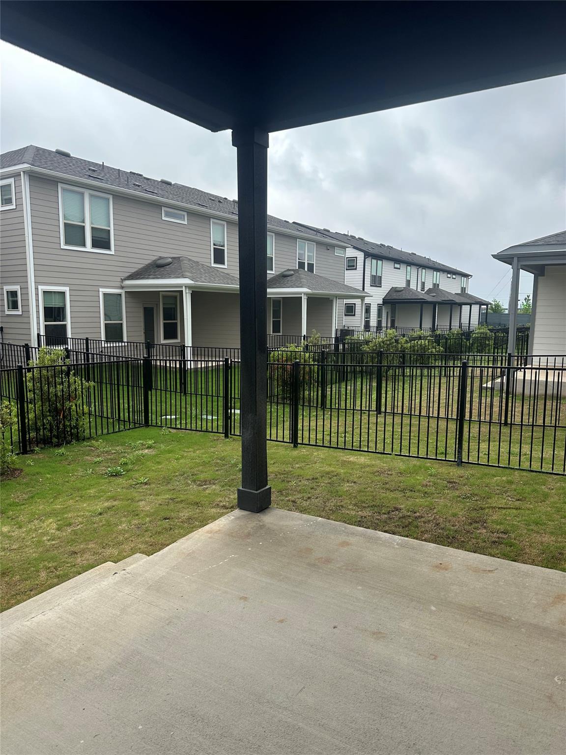 2725 Woodall Dr #1404 Property Photo 25