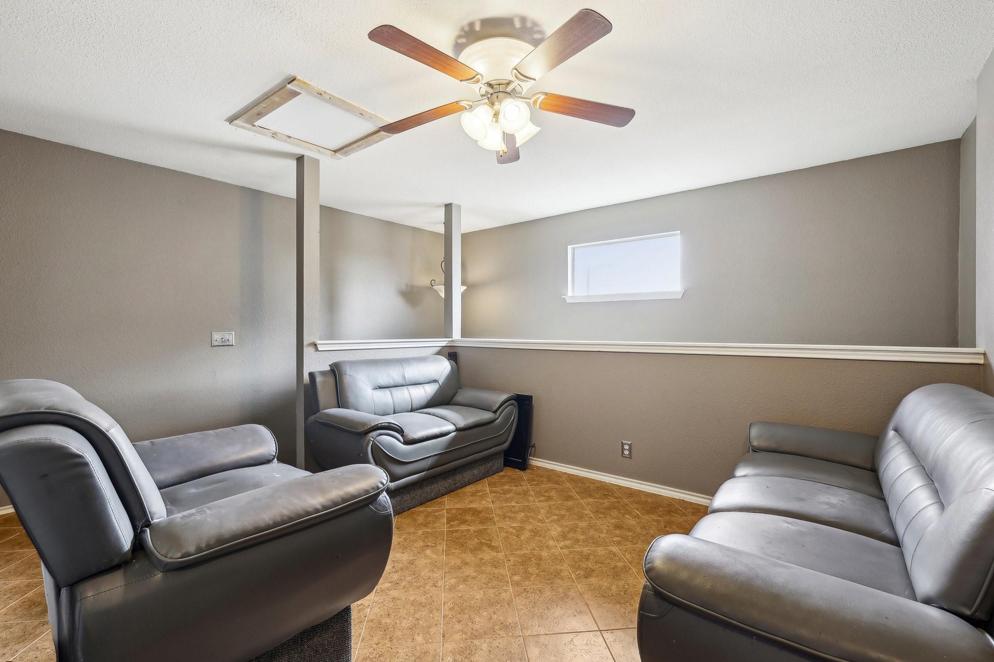 5810 Vasey Blvd Property Photo 28