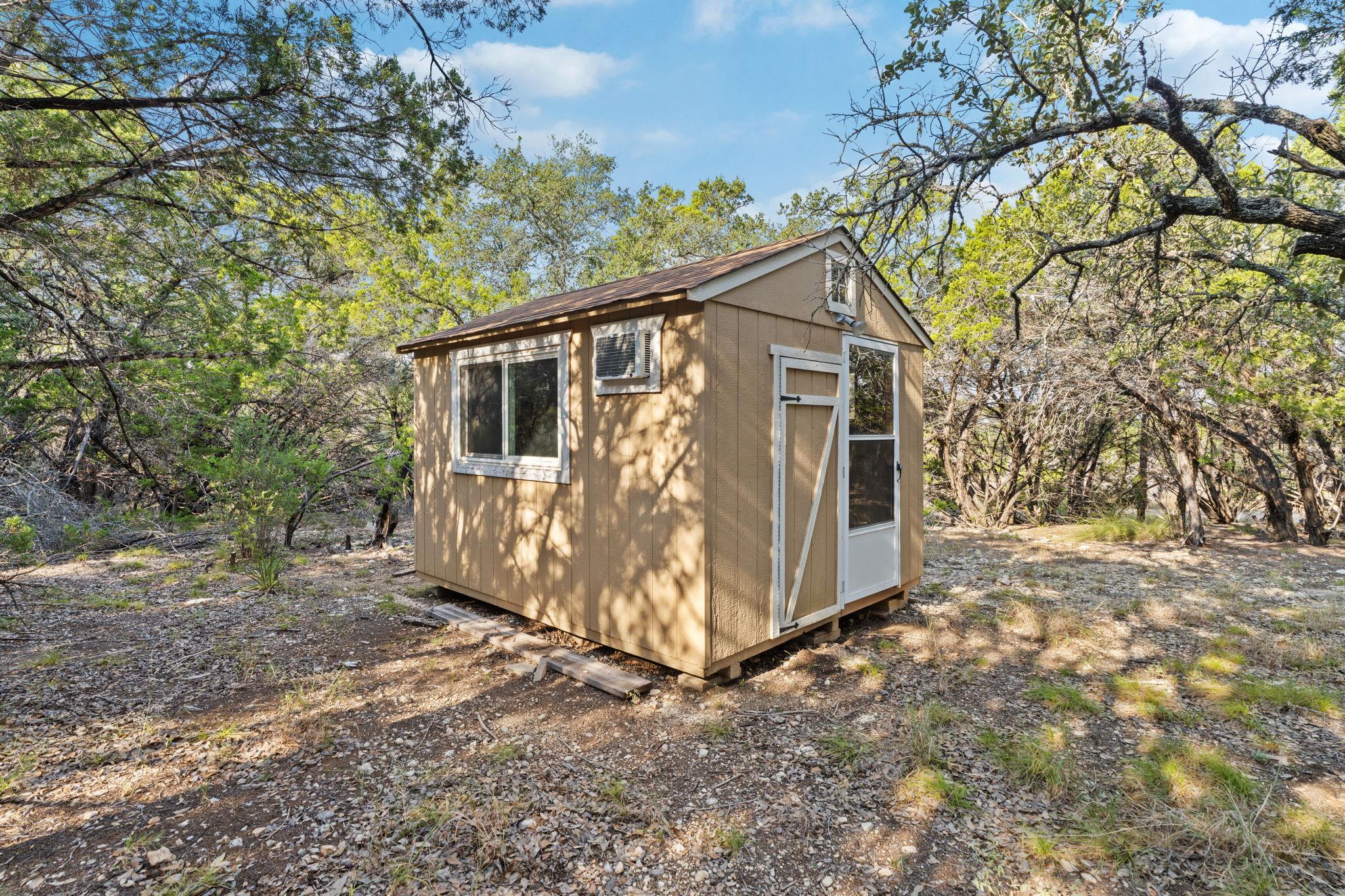 1000 Norwood Rd Property Photo 11