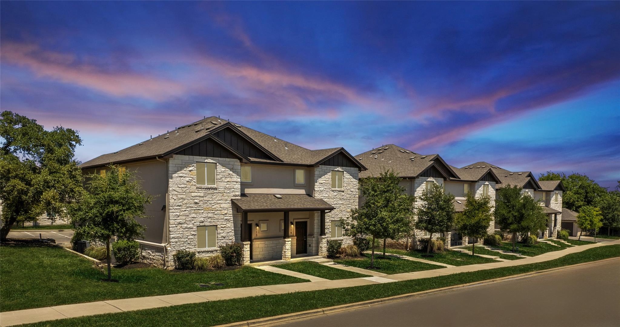 705 Apache Trl #411 Property Photo 2