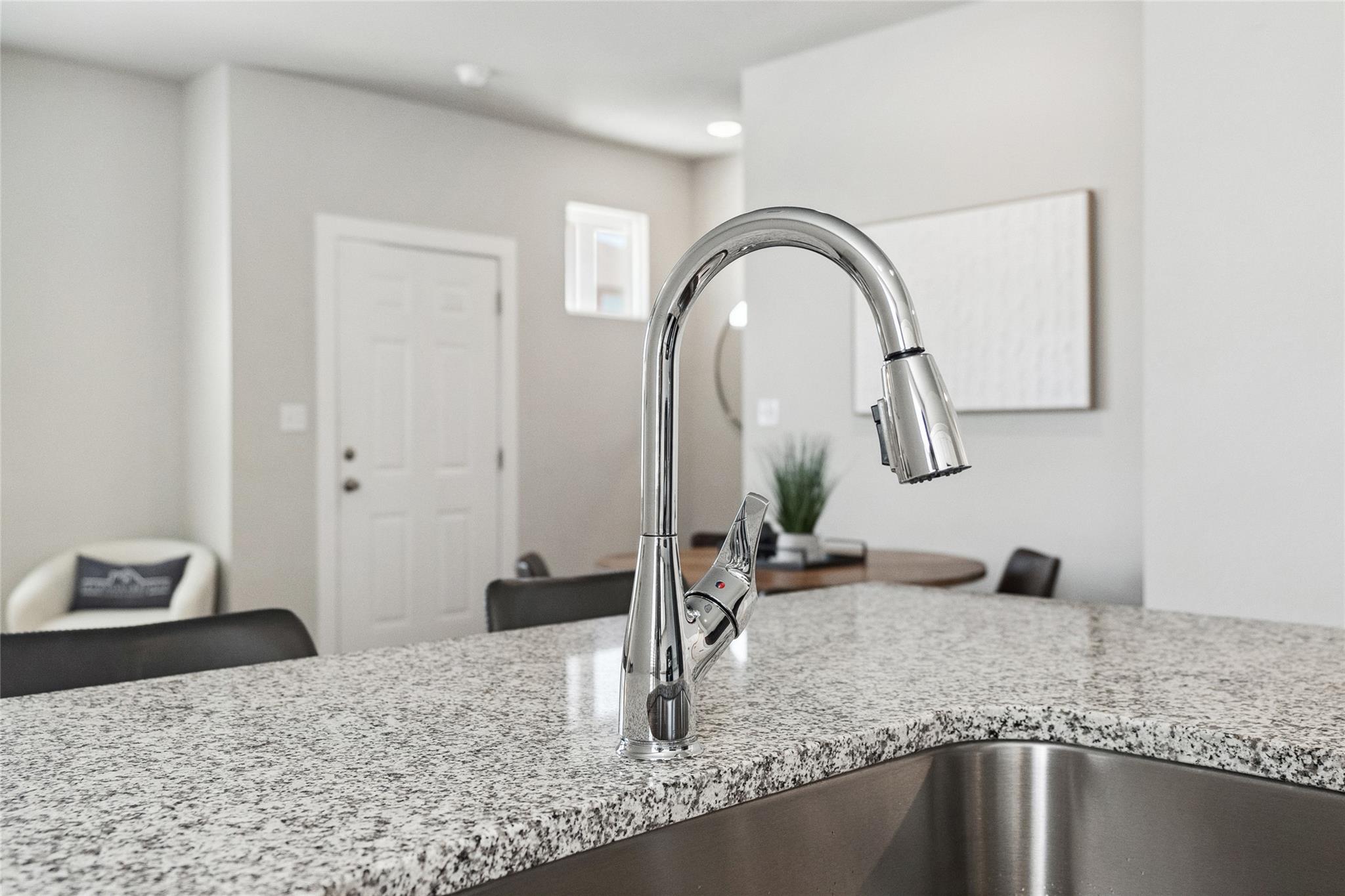 705 Apache Trl #411 Property Photo 7