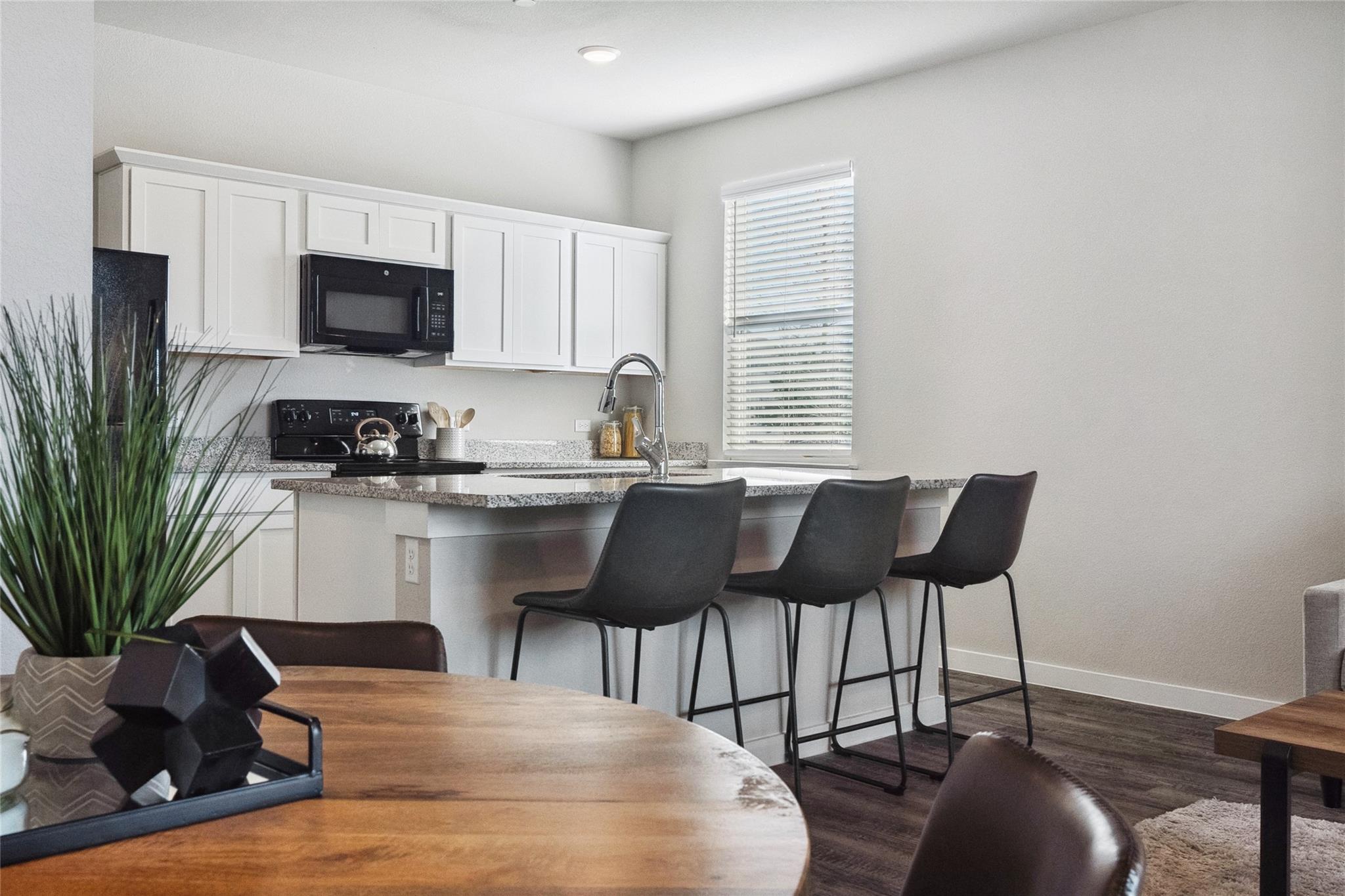 705 Apache Trl #411 Property Photo 23