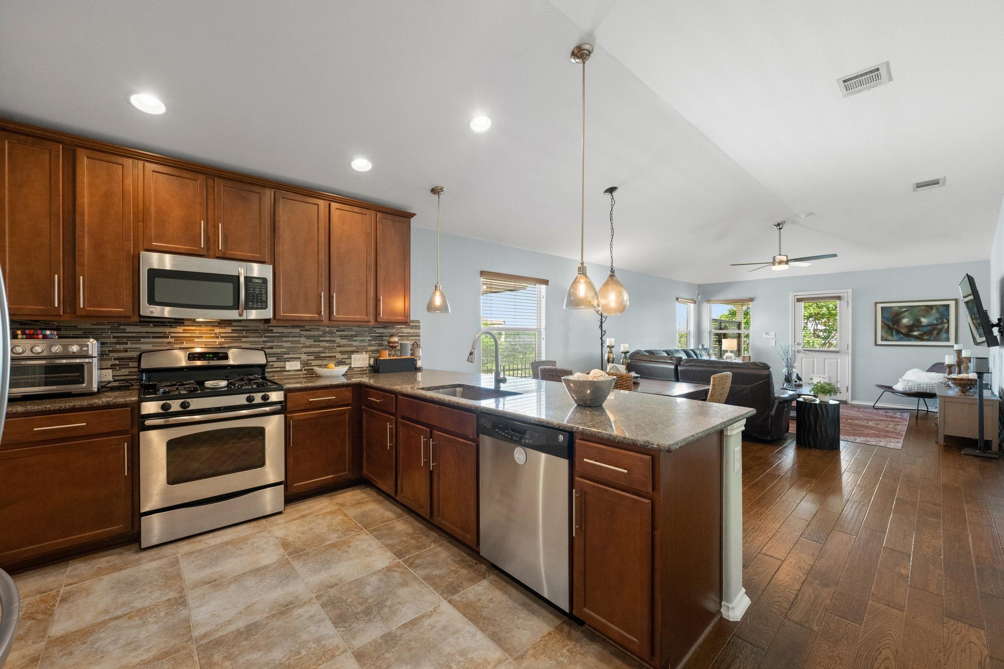 7309 Lookout Bluff Ter #d5 Property Photo 8