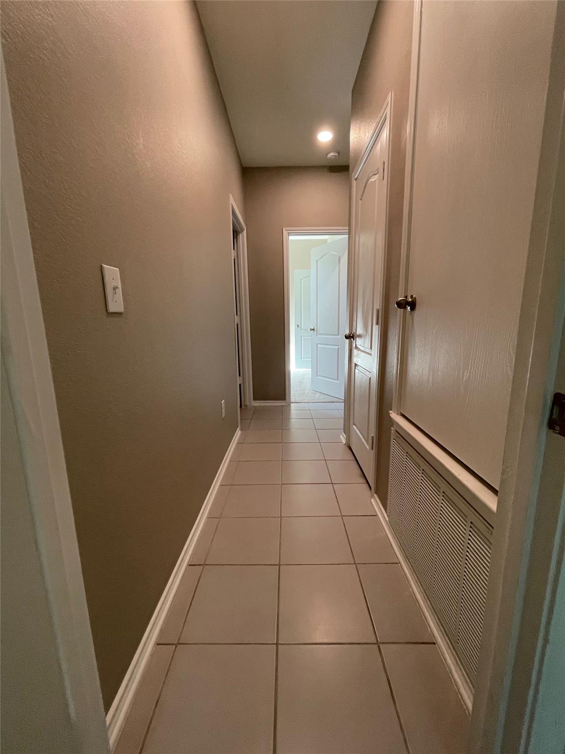 6808 Ondantra Bnd Property Photo 16