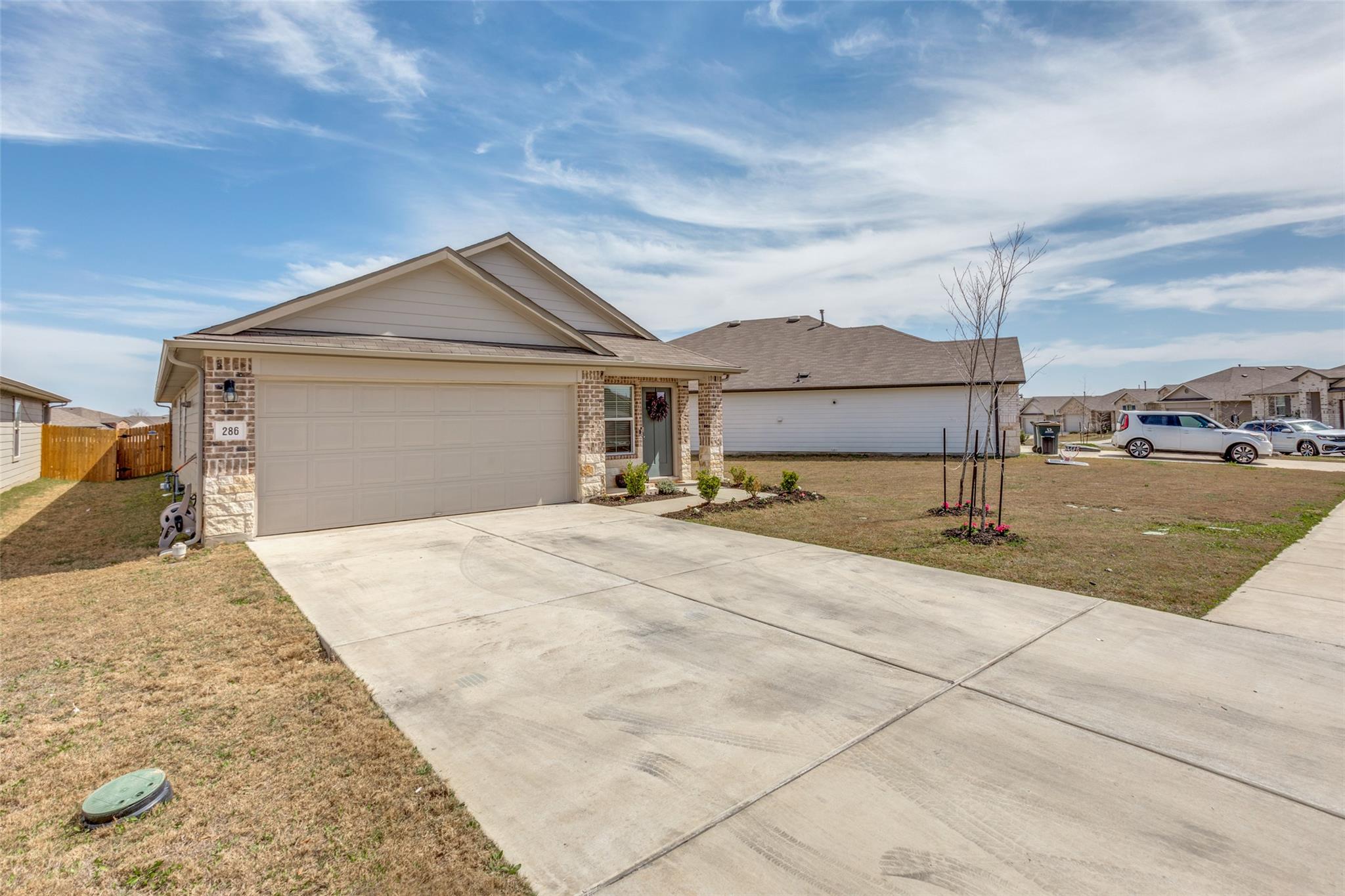 286 Evergreen Sumac Loop Property Photo
