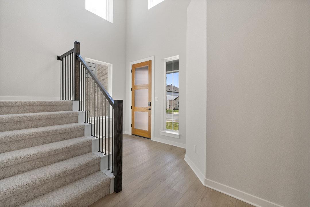 592 Darley Oak Drive None Property Photo 6