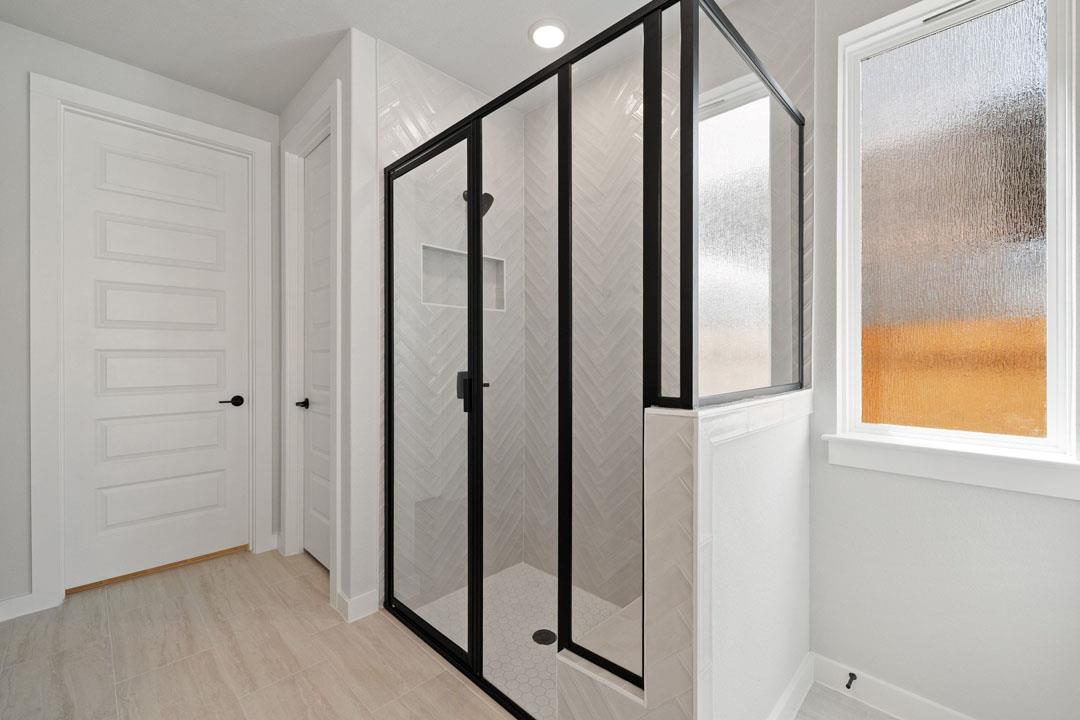 592 Darley Oak Drive None Property Photo 28