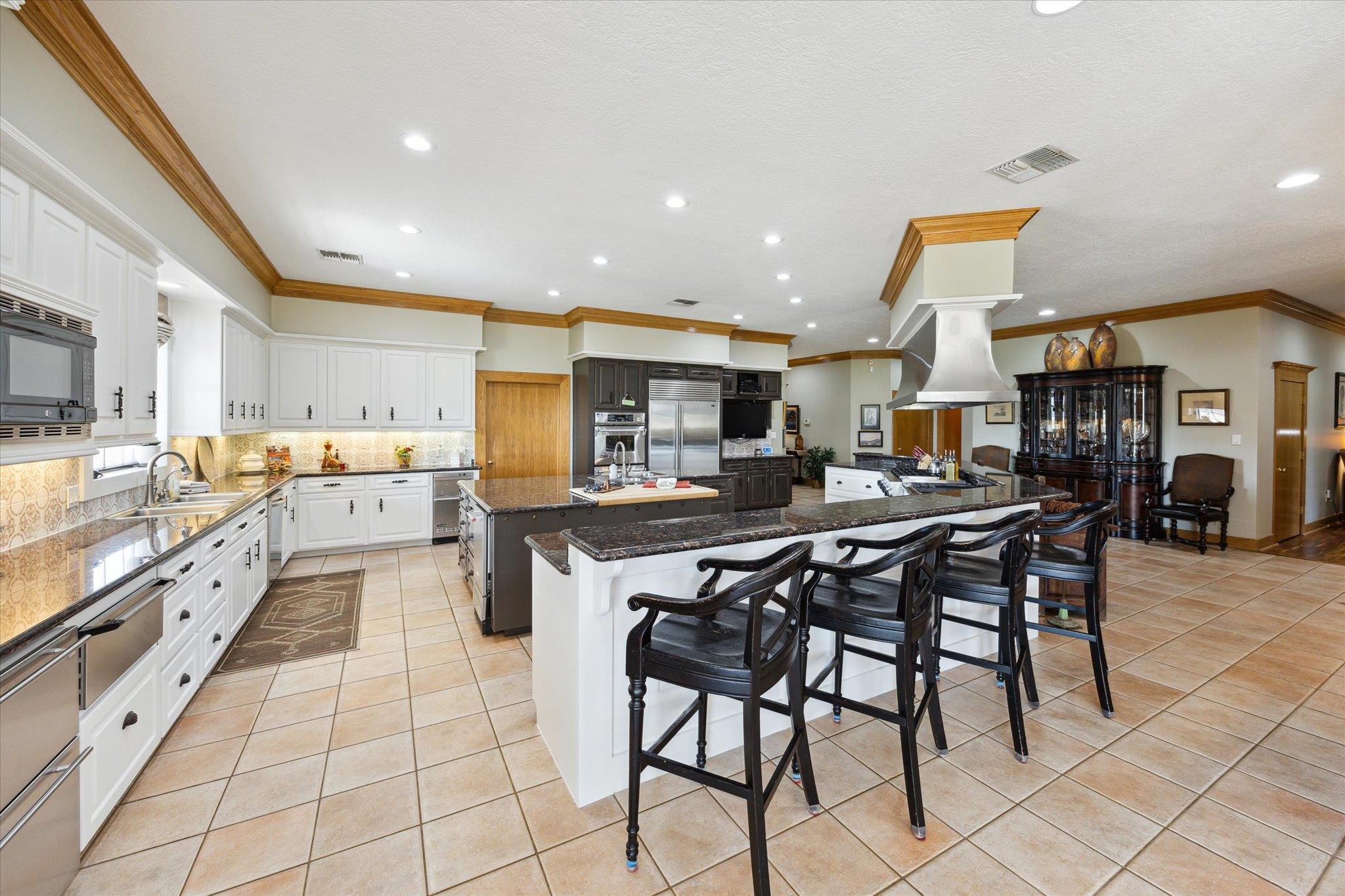 1224 Haines Rd Property Photo 11