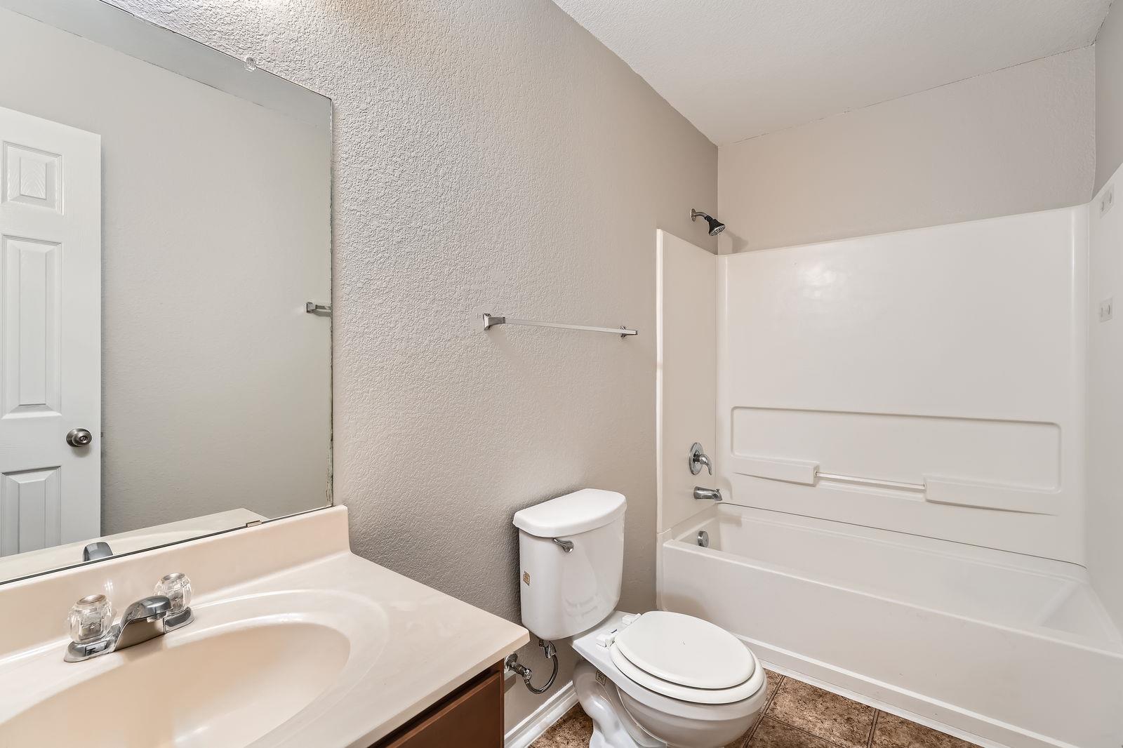 315 Moonwalker Trl Property Photo 9