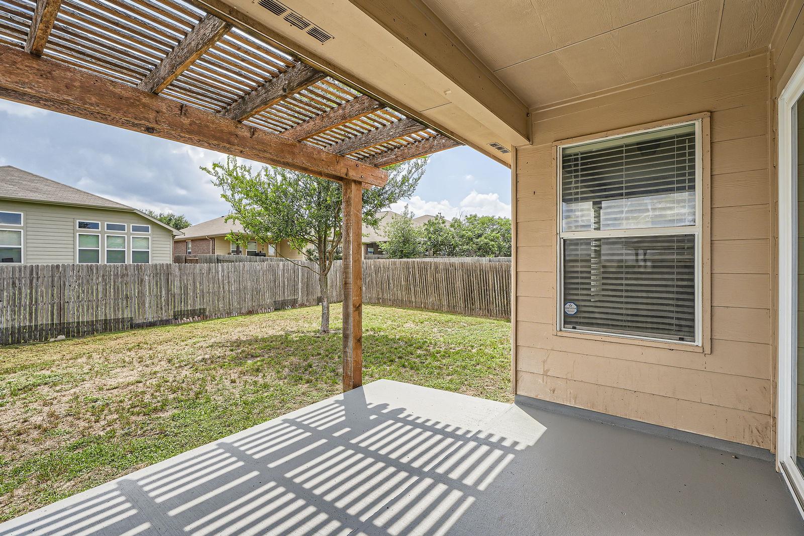315 Moonwalker Trl Property Photo 10