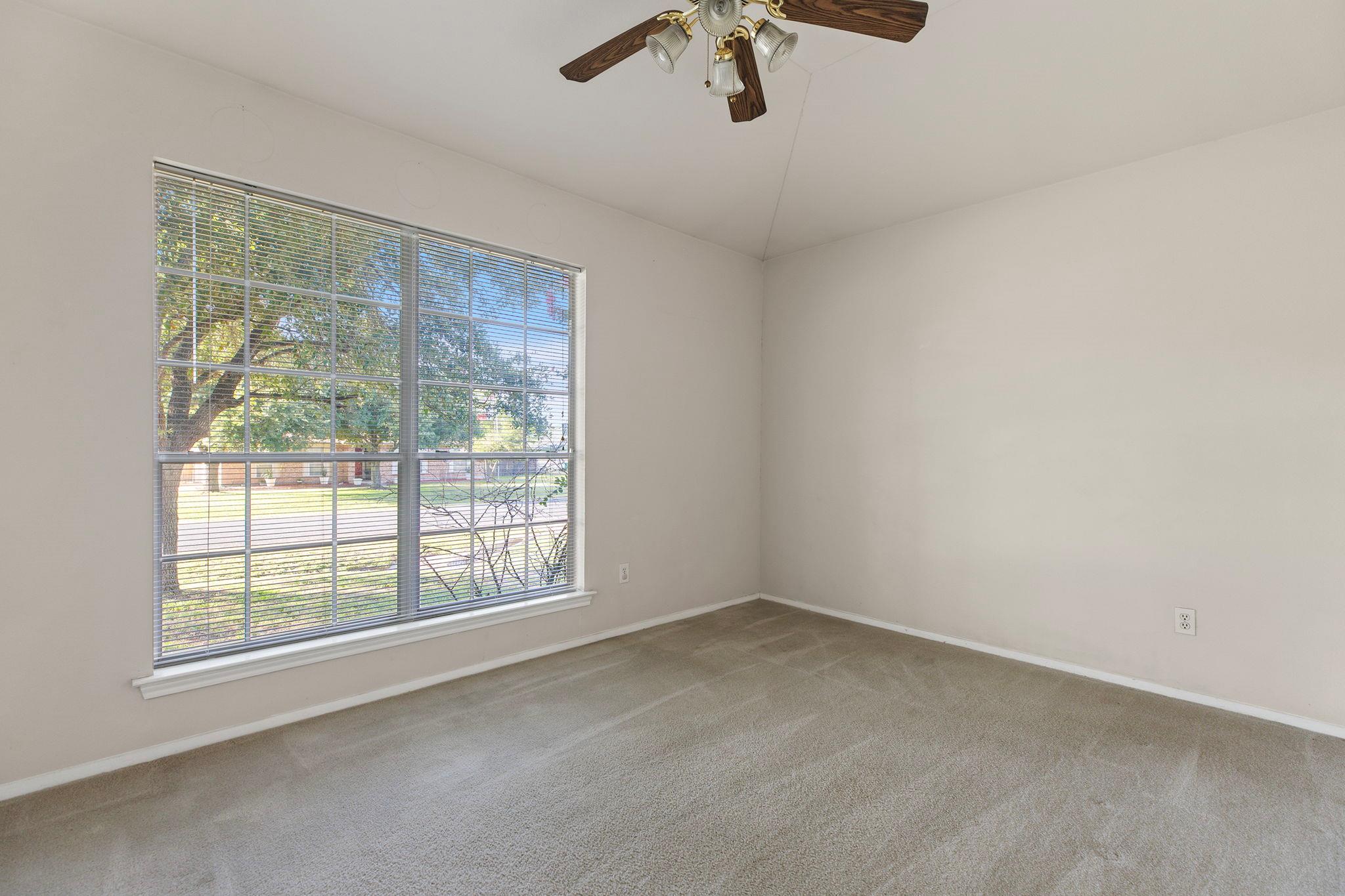 104 Adelfa Dr Property Photo 15