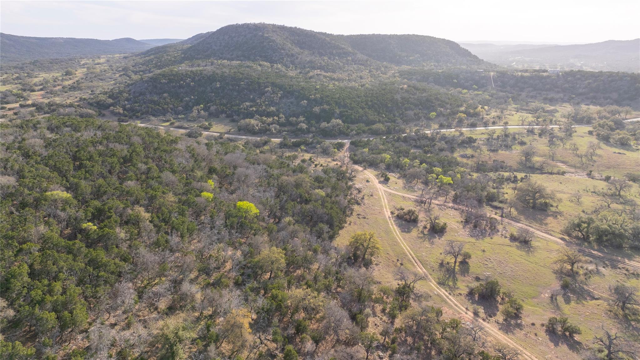 10070 Willow City Loop Property Photo 2