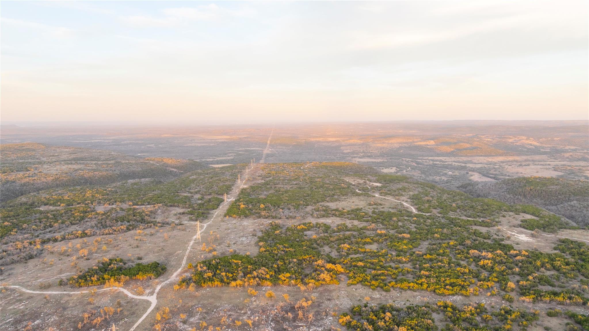 10070 Willow City Loop Property Photo 14