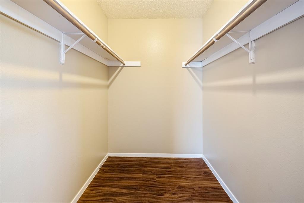 301 Craddock Ave #c Property Photo 7