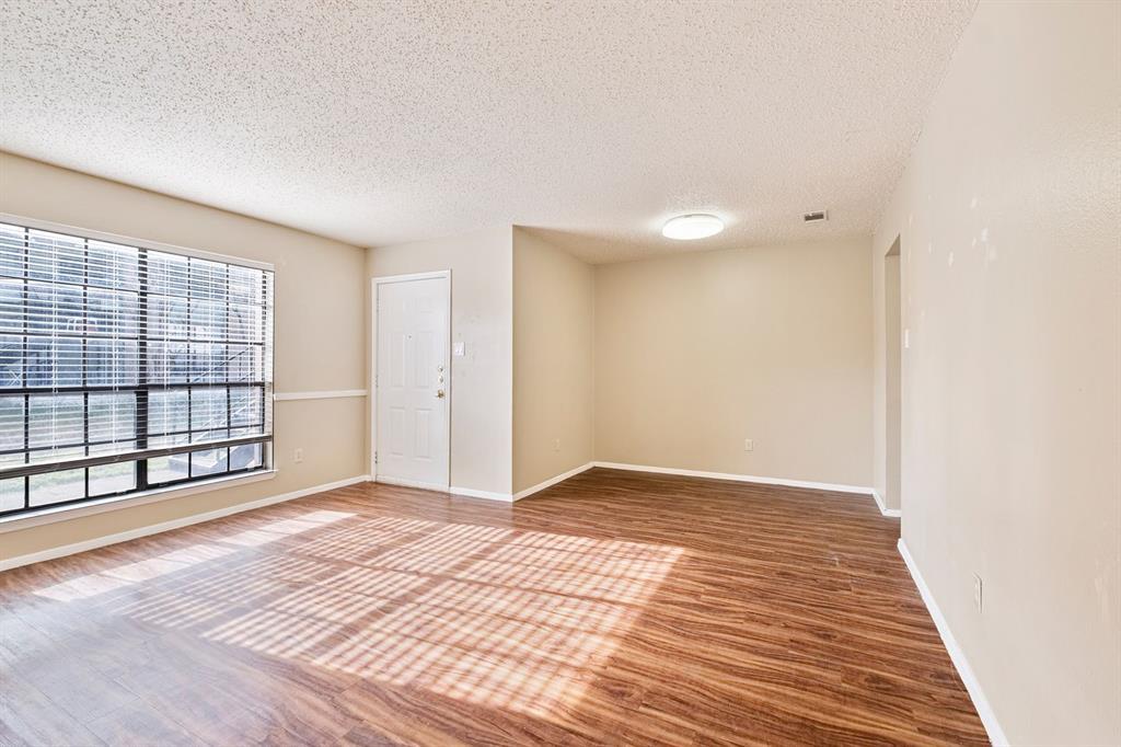 301 Craddock Ave #c Property Photo 12