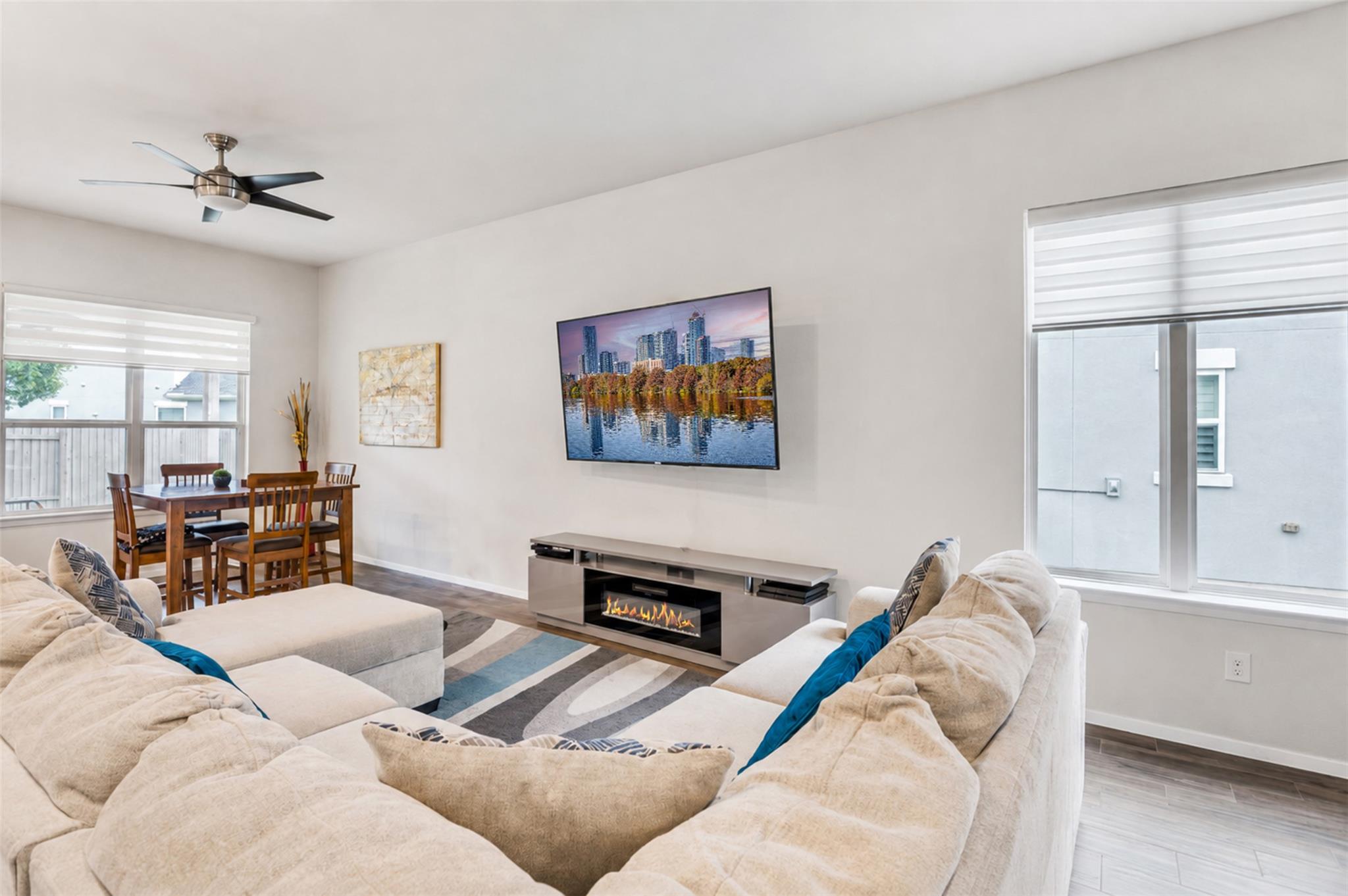 13701 Ronald W Reagan Blvd #34 Property Photo 10