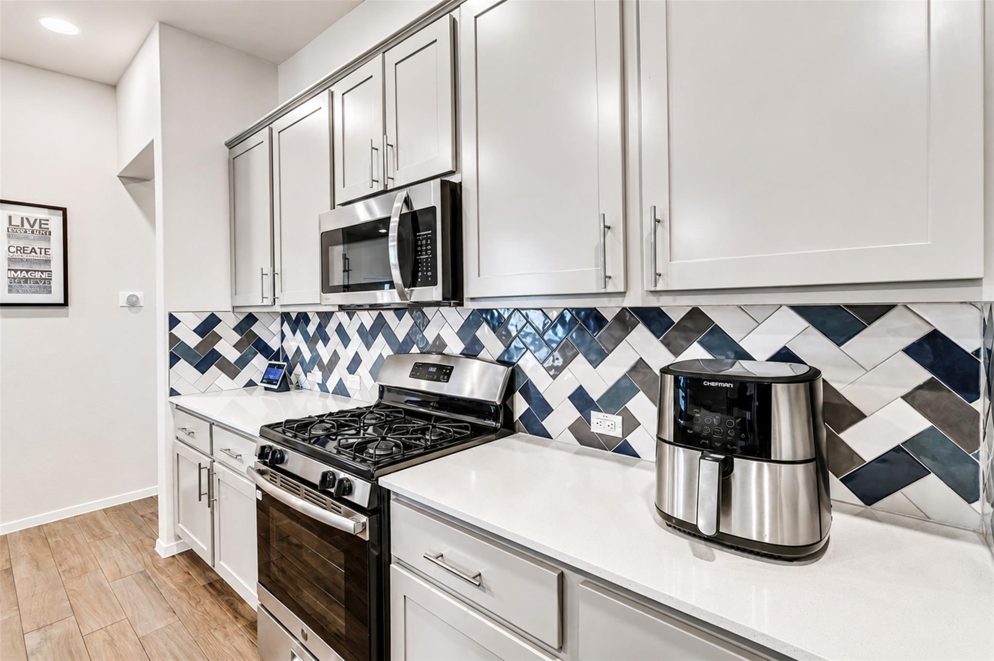 13701 Ronald W Reagan Blvd #34 Property Photo 19