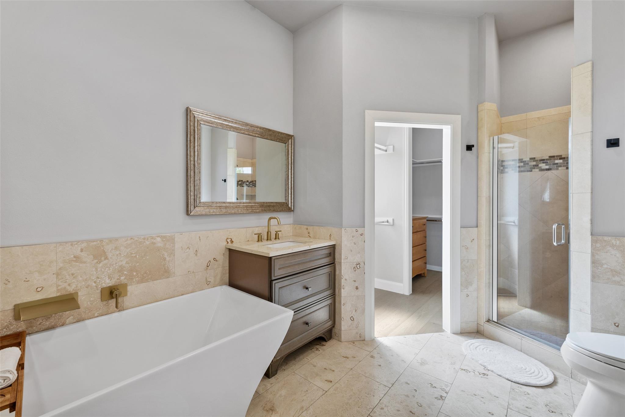 611 Ladin Ln Property Photo 26