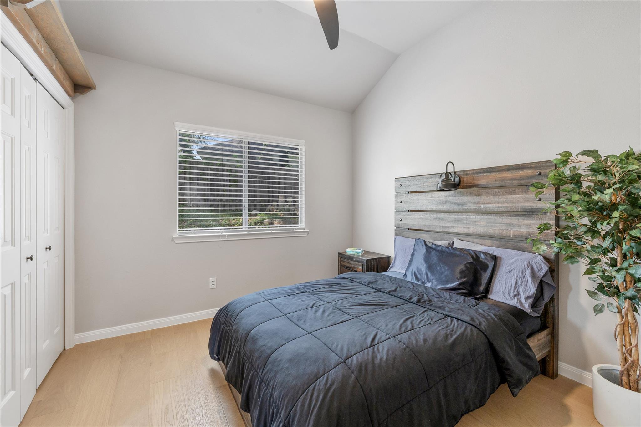 611 Ladin Ln Property Photo 32