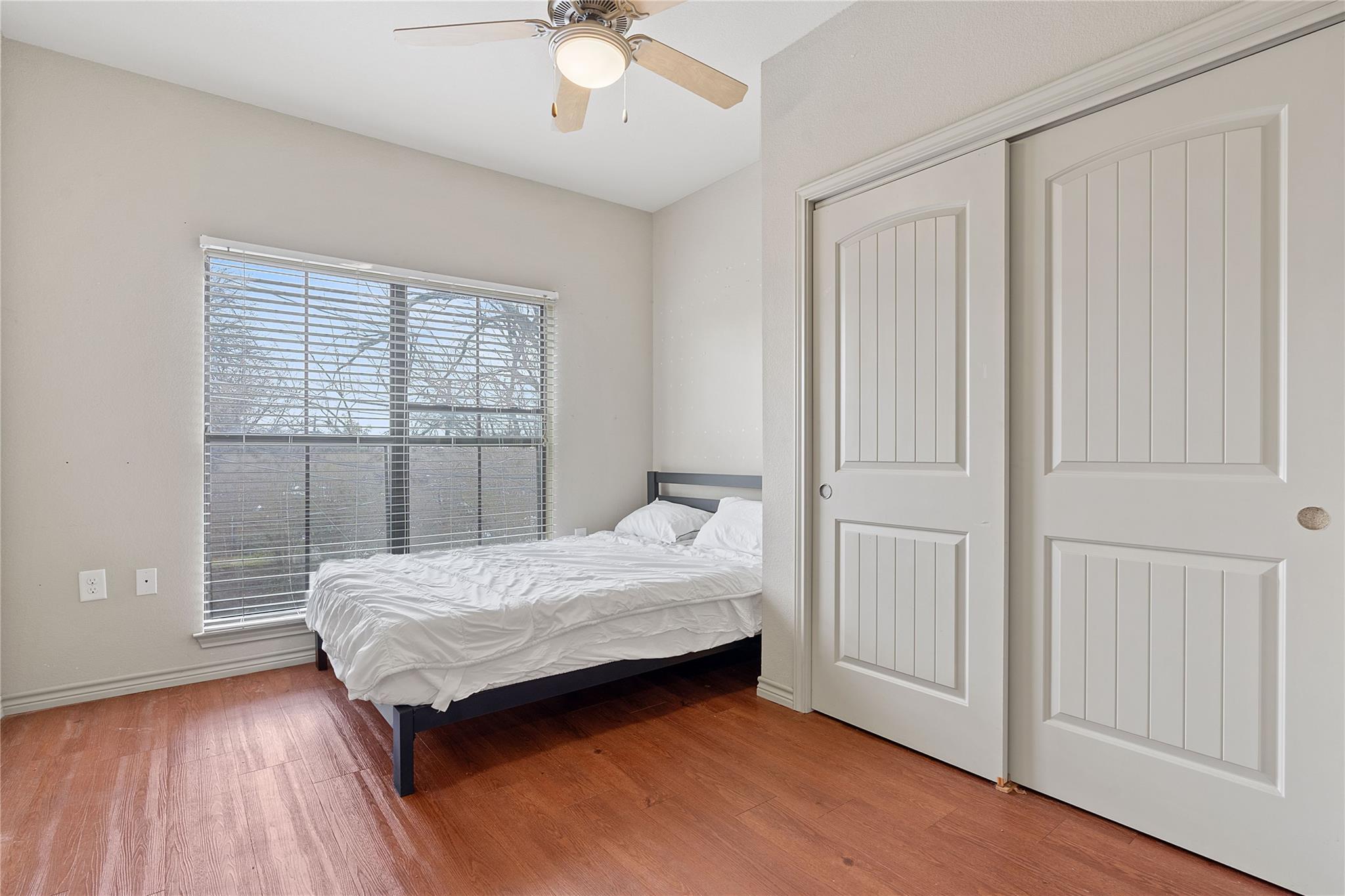 5117 N Lamar Blvd #100 Property Photo 4
