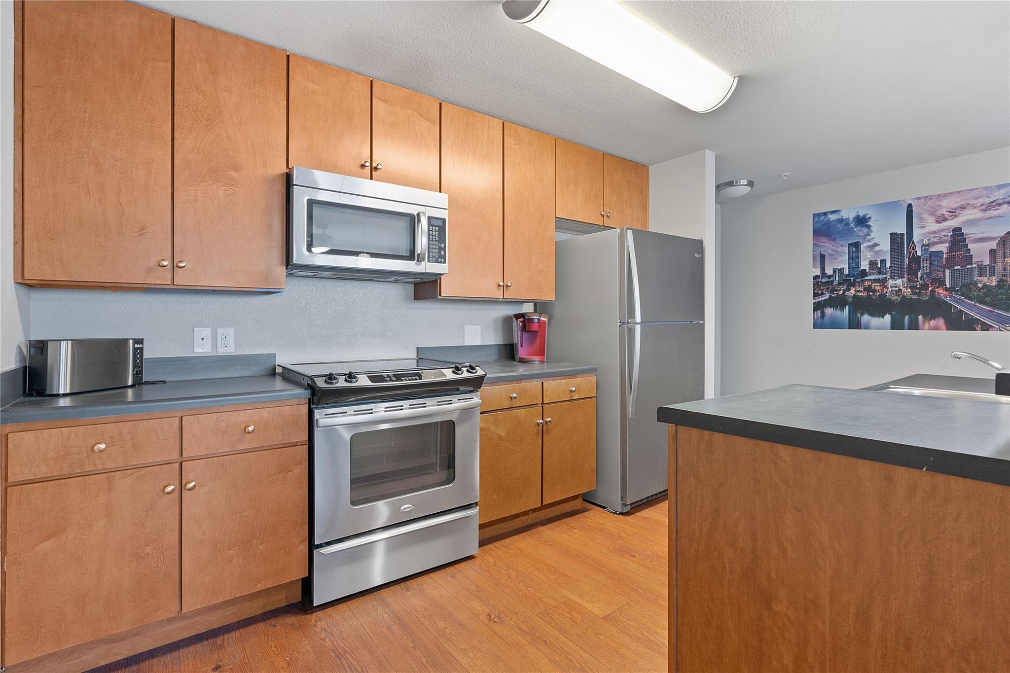 5117 N Lamar Blvd #100 Property Photo 7