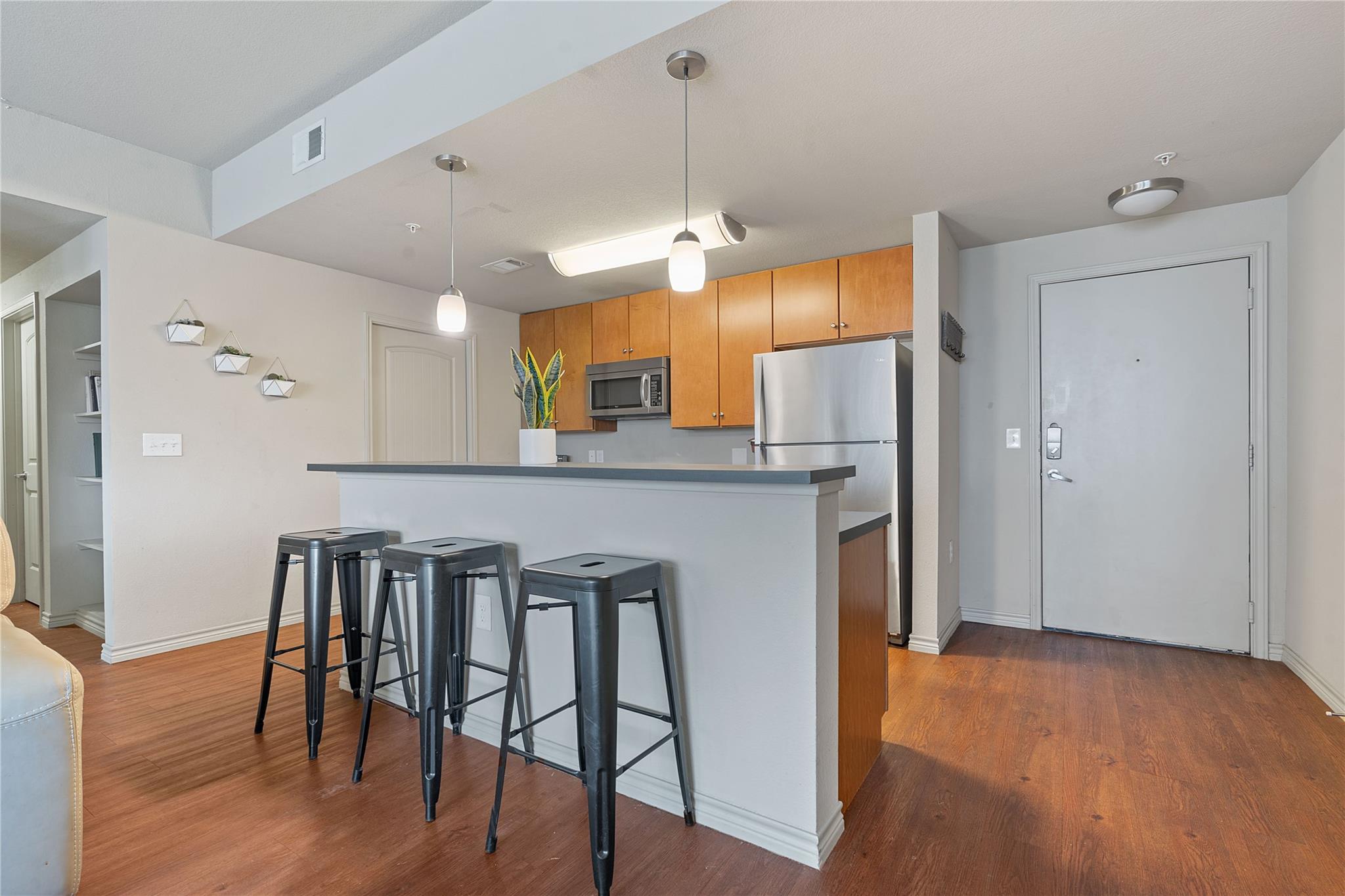 5117 N Lamar Blvd #100 Property Photo 17
