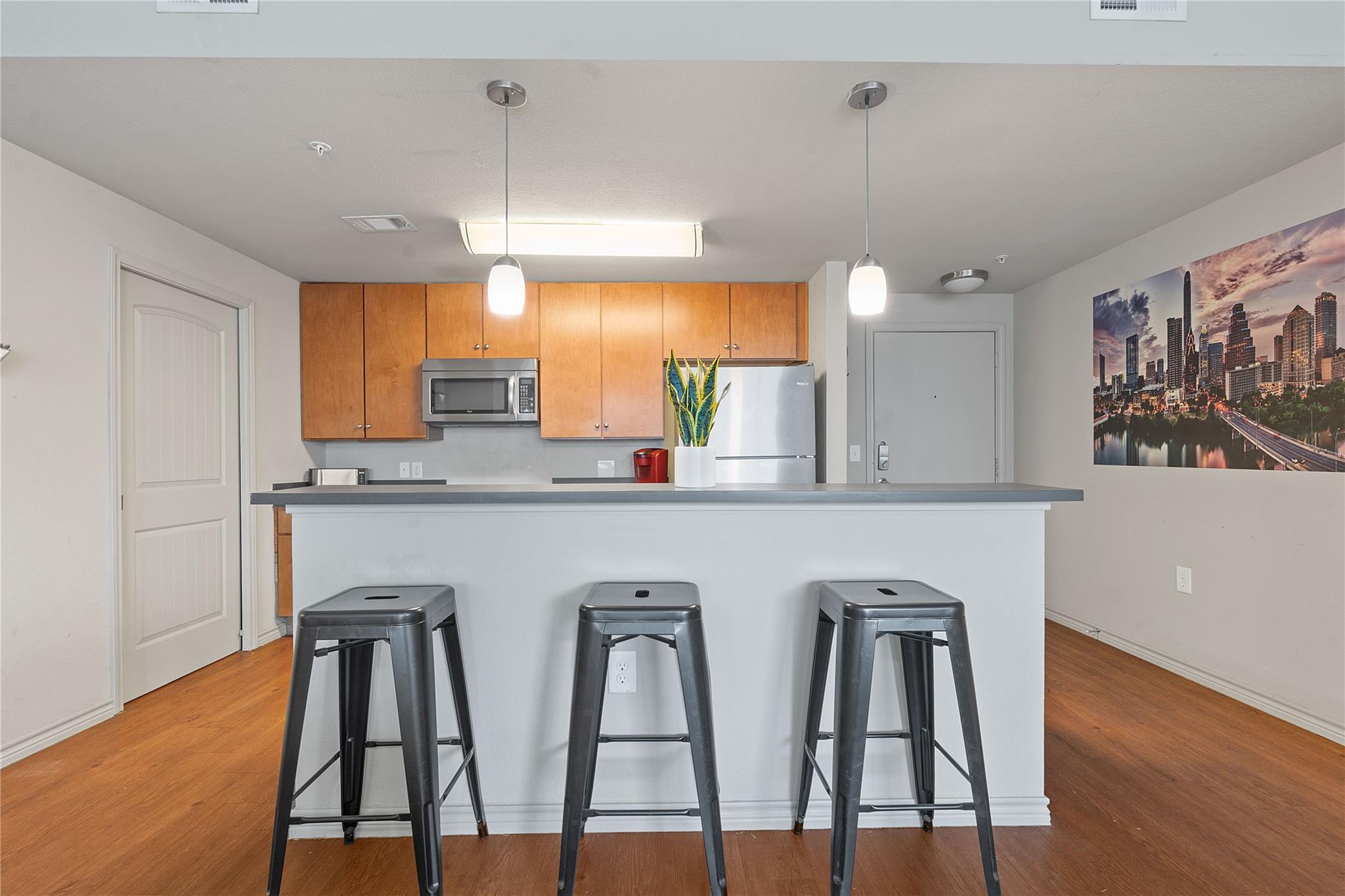 5117 N Lamar Blvd #100 Property Photo 18